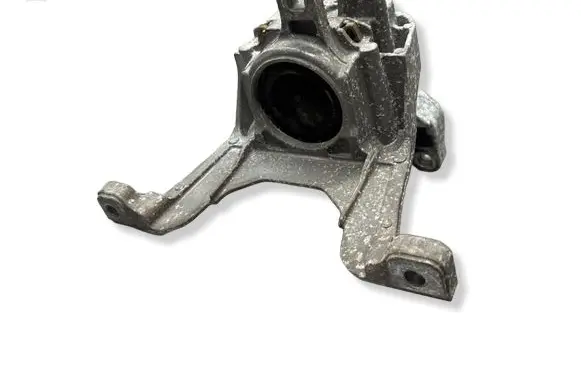 Mercedes-Benz B W247 Engine mount bracket A2472402900