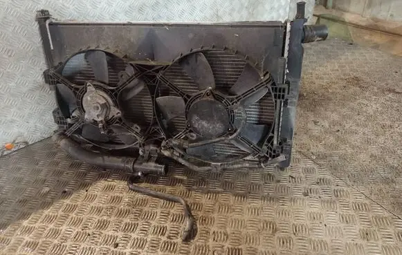 Mitsubishi Outlander Radiator set 