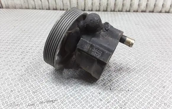 Renault Megane I Power steering pump 7700431286