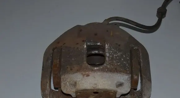 BMW 5 E60 E61 Front brake caliper