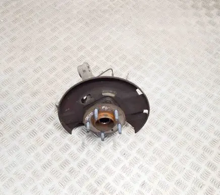 Opel Astra J Front wheel hub 13502829