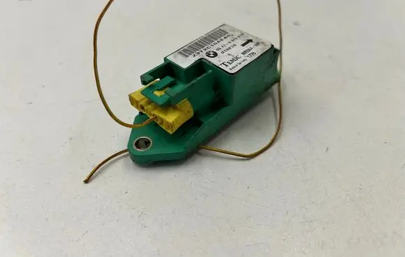 BMW 5 E39 Airbag deployment crash/impact sensor 65776910678 010210