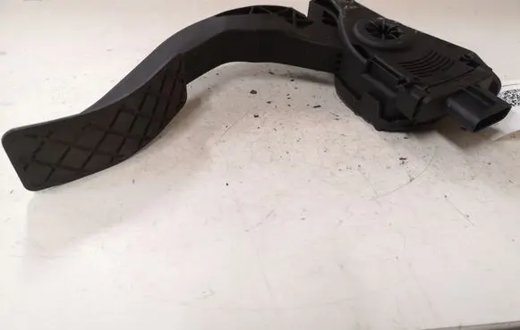 Audi A4 S4 B8 8K Accelerator throttle pedal 6PV00950501 8K1723523