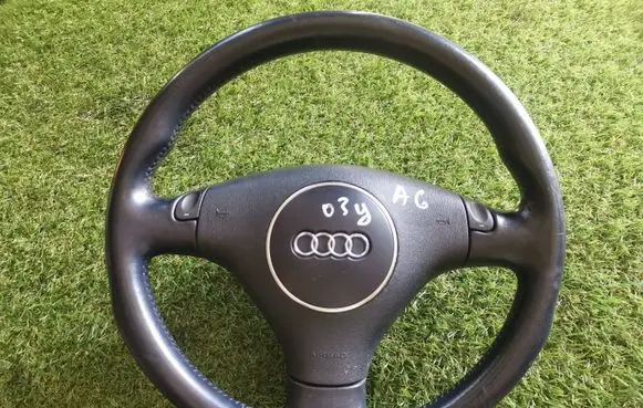 Audi A6 S6 C5 4B Steering wheel