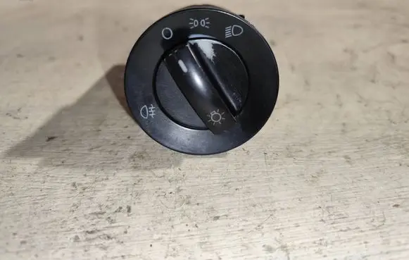 Light switch