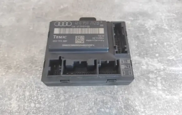 Audi A6 S6 C6 4F Door control unit/module 4F0959792B