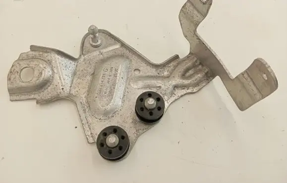 Audi Q7 4M ABS pump bracket 4M0614125G