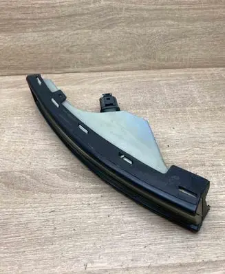 Volkswagen PASSAT B6 Front indicator light 3C0807718C WITHPLUG