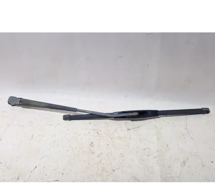 Front wiper blade arm