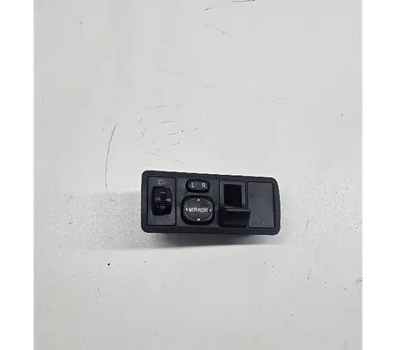 Toyota Corolla E120 E130 Wing mirror switch 183574