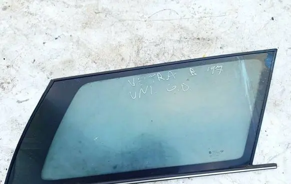Opel Vectra B Rear side window as2