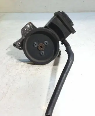 BMW 5 E60 E61 Power steering pump 7693974101 6760956010
