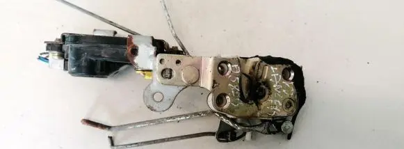 Mitsubishi Lancer Front door lock MB517612 152800-5600