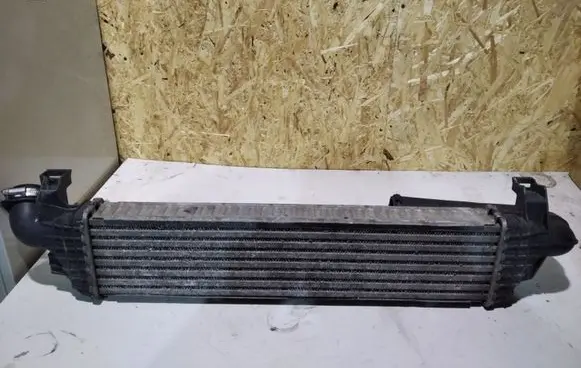 Volvo V50 Intercooler radiator 4N5H9L440VF