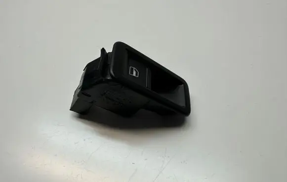 Volkswagen Amarok Electric window control switch 2H0867255D