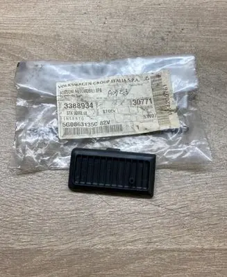 Volkswagen Golf VII Panel drawer/shelf pad 5G0863135C