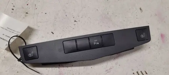 Mercedes-Benz C W204 Seat heating switch A2049051100 0628000620 33702402