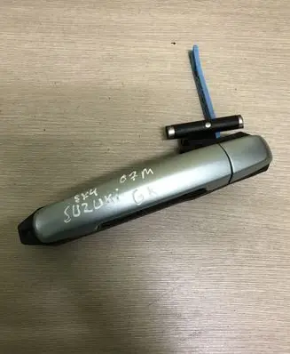 Suzuki SX4 Rear door exterior handle