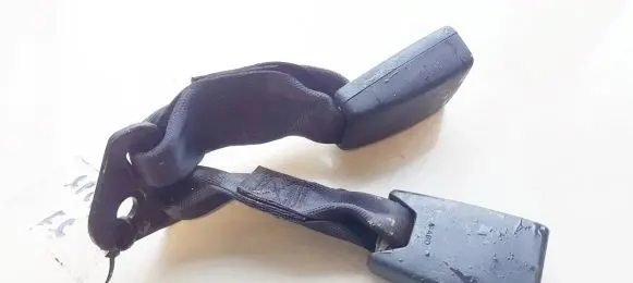 Nissan Almera N16 Middle seatbelt buckle (rear) 