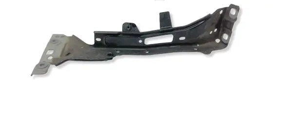 Audi A4 S4 B9 Fender mounting bracket 8W0821136C
