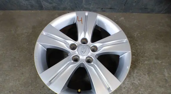 KIA Sportage R18 alloy rim CARTEW529103U200 529103U200