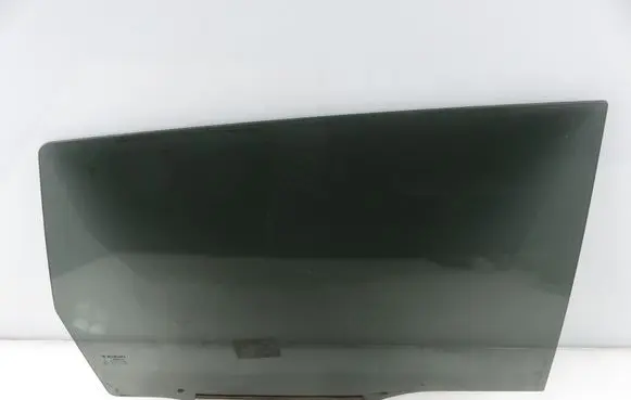 Suzuki Vitara (LY) Rear door window glass