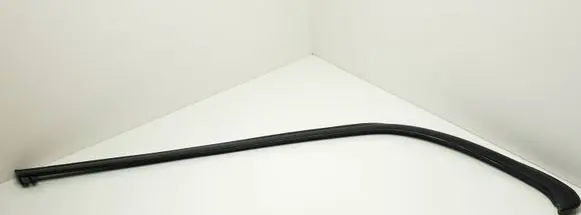 Mercedes-Benz E W210 Rear side glass trim 
