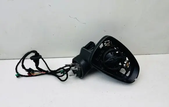 Audi A1 Front door electric wing mirror E1021120