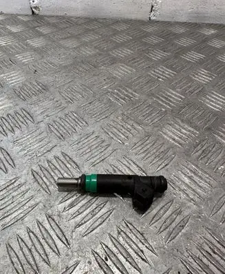 BMW 6 E63 E64 Fuel injector 7525721