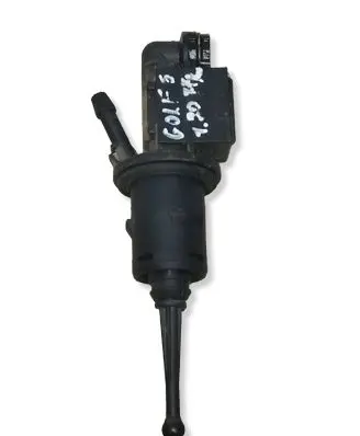 Volkswagen Golf V Clutch master cylinder 1K0721388