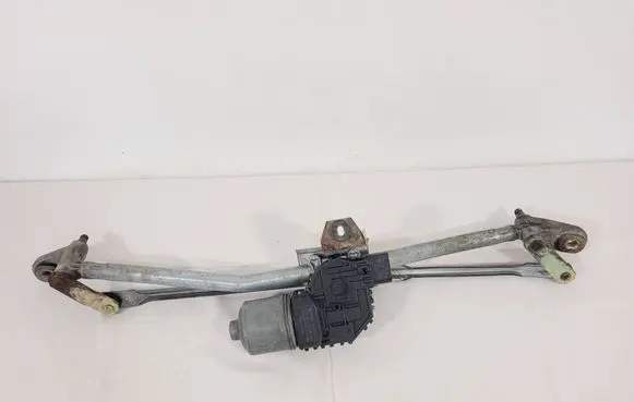Audi A4 S4 B7 8E 8H Front wiper linkage and motor 8E2955119A 050413 0390241510