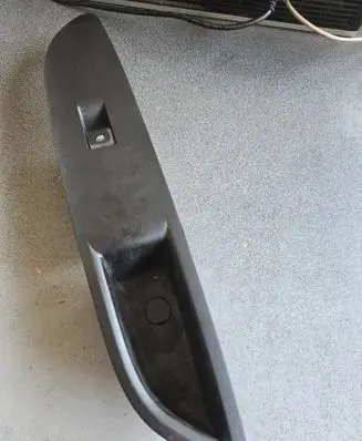 Opel Mokka Electric window control switch 95393864 20160106