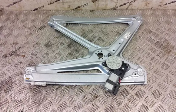 Smart ForTwo II Front door manual window regulator A4517200346