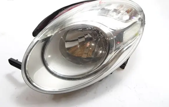 Fiat 500L Headlight/headlamp
