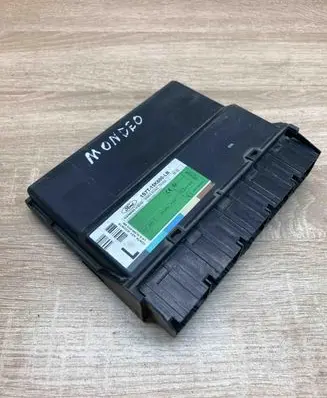 Ford Mondeo Mk III Comfort/convenience module 1S7T15K600LB 5WK48744C