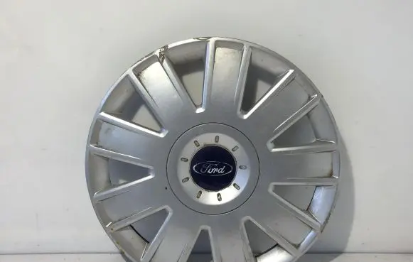 Ford Fiesta R15 wheel hub/cap/trim 2N111130BB FDT3131011