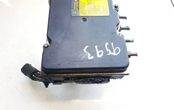 Toyota Avensis T270 ABS Pump 0265235406