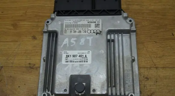 Audi A5 8T 8F Engine control unit/module 8K1907401A