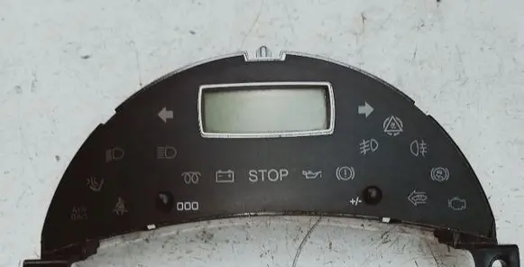 Peugeot 807 Speedometer (instrument cluster) 5550001707