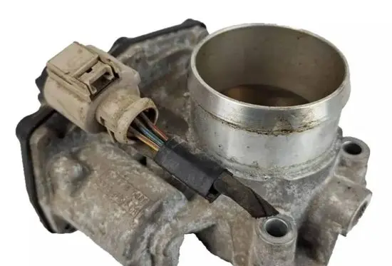Ford Fusion II Throttle valve DS7G9F991CA