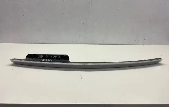 Mercedes-Benz A W169 Engine hood trim 1698800383