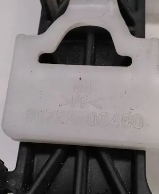 Hyundai ix35 Front door exterior handle/bracket 9072200400