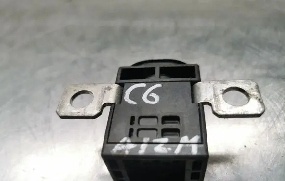 Audi A6 S6 C6 4F Airbag deployment crash/impact sensor 4F0915519
