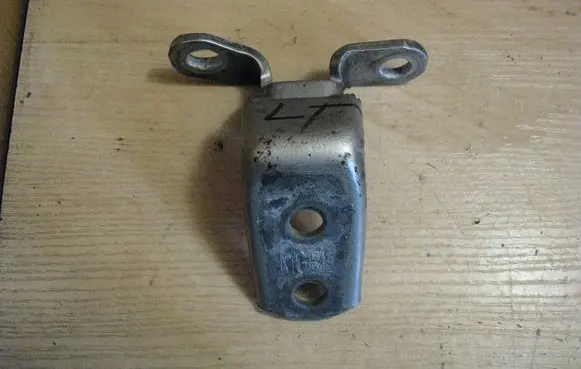 Honda Civic Rear door upper hinge