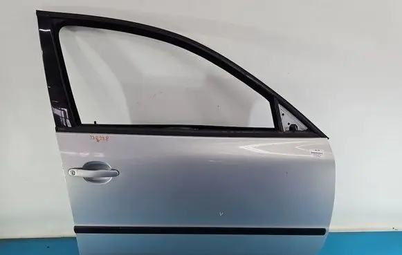 Volkswagen PASSAT B5.5 Front door IMPRK1508222