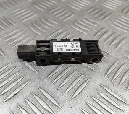 Jeep Grand Cherokee (WK) Airbag deployment crash/impact sensor 04671779AC