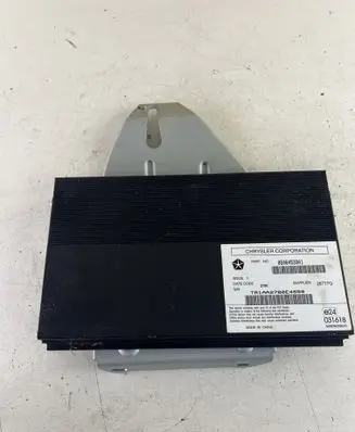 Jeep Grand Cherokee Sound amplifier 05064533AI M0674218010 26777Q