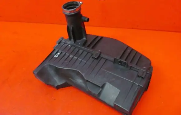 Citroen C3 Air filter box 9654674080