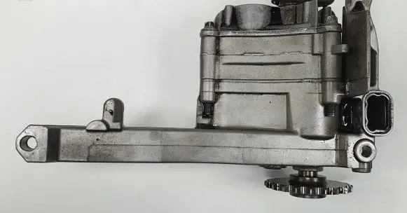 Mercedes-Benz CLK A209 C209 Oil pump 6421810801