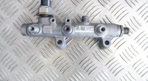 Audi A8 S8 D4 4H Fuel main line pipe 059130089BS 05A906051